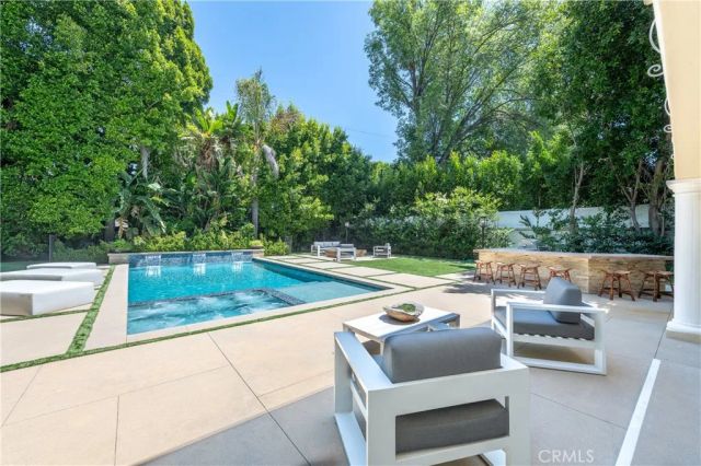 4438 Haskell Avenue, Encino, CA 91436