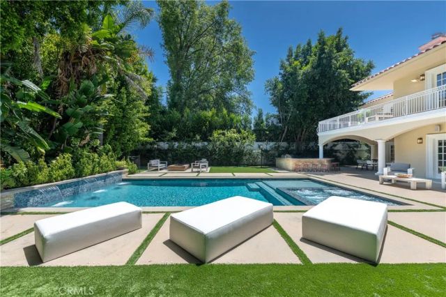4438 Haskell Avenue, Encino, CA 91436