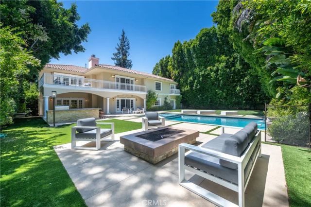 4438 Haskell Avenue, Encino, CA 91436