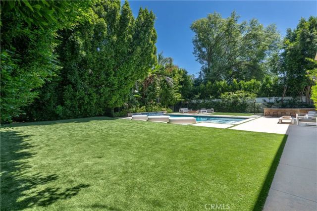 4438 Haskell Avenue, Encino, CA 91436
