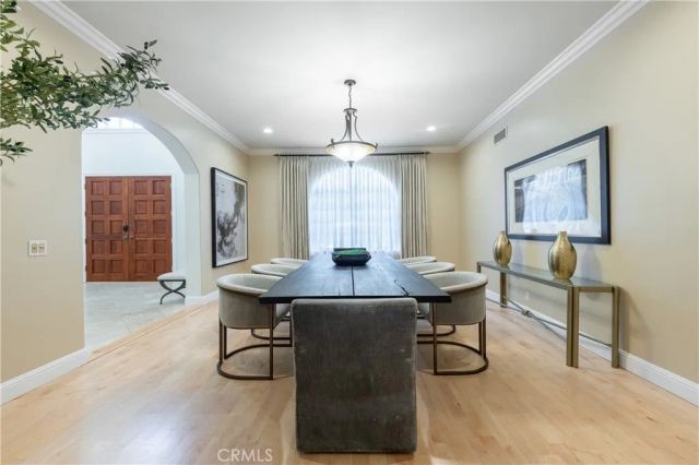 4438 Haskell Avenue, Encino, CA 91436