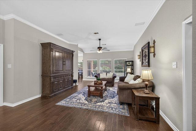 1604 Willow Lane, Mckinney, TX 75072