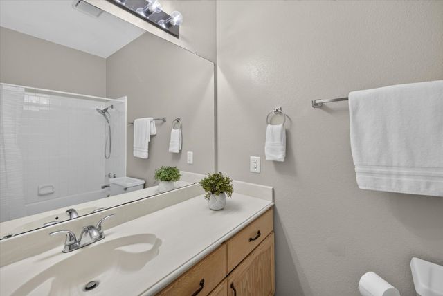 1604 Willow Lane, Mckinney, TX 75072