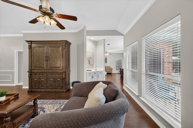 1604 Willow Lane, Mckinney, TX 75072