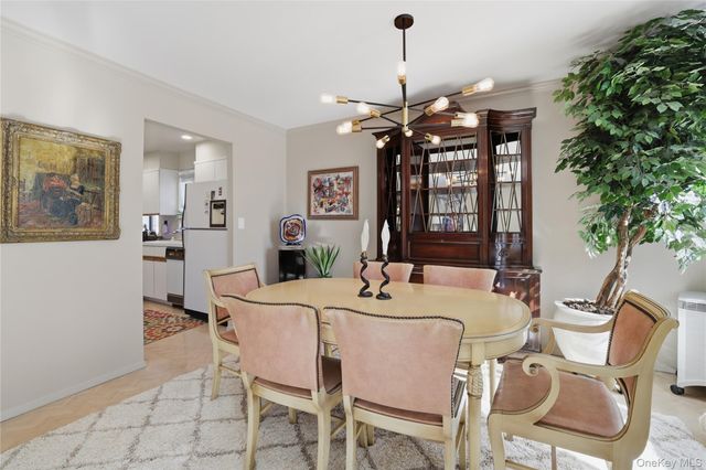 99 S Park Avenue 320, Rockville Centre, NY 11570