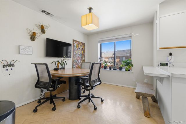 99 S Park Avenue 320, Rockville Centre, NY 11570