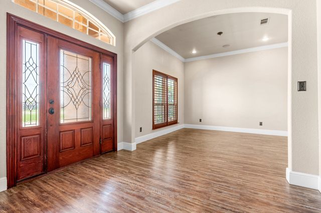 400 E Spurgeon Street, Itasca, TX 76055