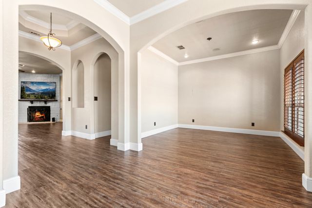 400 E Spurgeon Street, Itasca, TX 76055