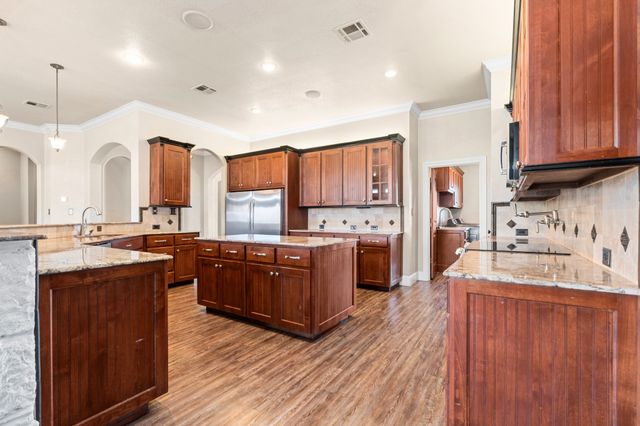 400 E Spurgeon Street, Itasca, TX 76055