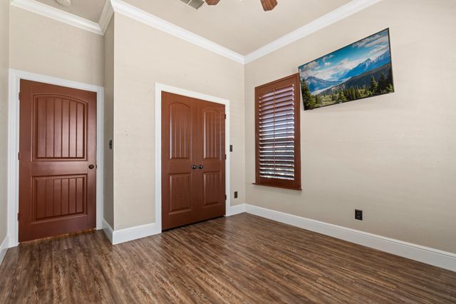 400 E Spurgeon Street, Itasca, TX 76055
