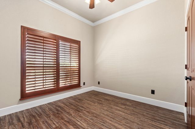 400 E Spurgeon Street, Itasca, TX 76055