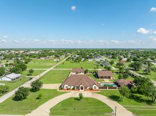 400 E Spurgeon Street, Itasca, TX 76055