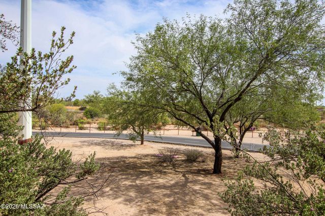 2550 E River Rd Unit 20305, Tucson, AZ 85718