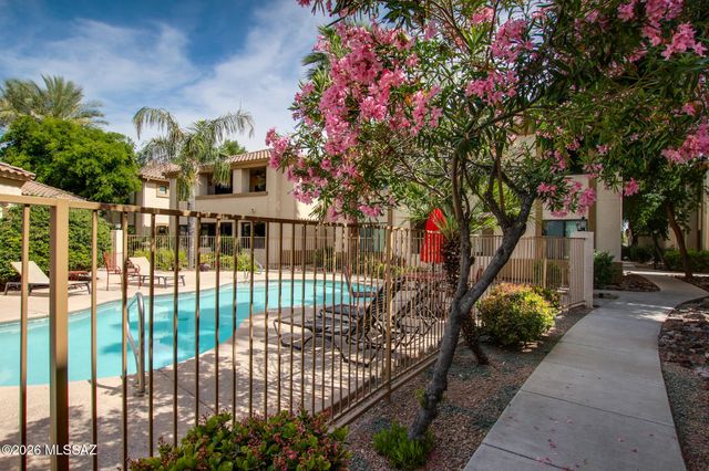 2550 E River Rd Unit 20305, Tucson, AZ 85718