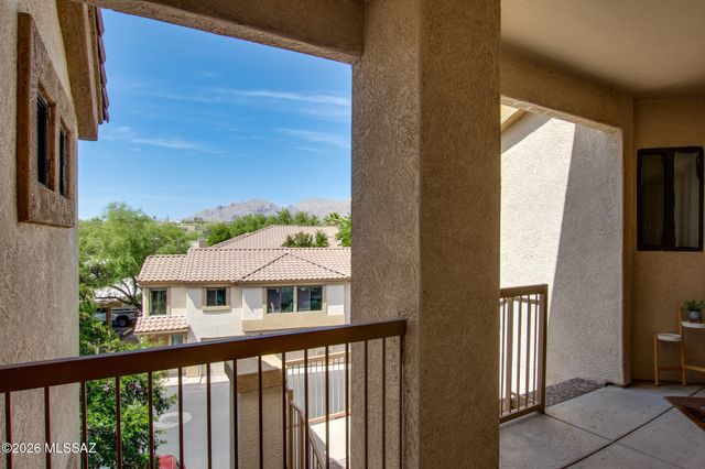 2550 E River Rd Unit 20305, Tucson, AZ 85718