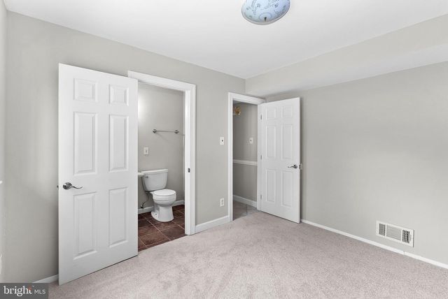 15018 CARLBERN DR, Centreville, VA 20120