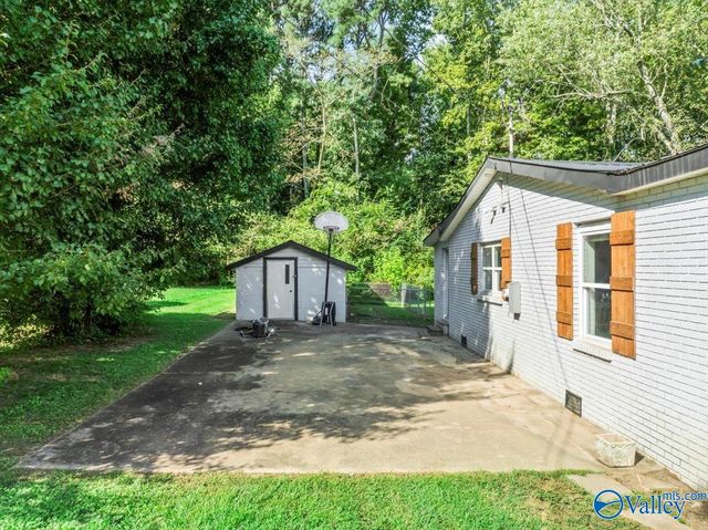 1107 Mcville Road, Boaz, AL 35957