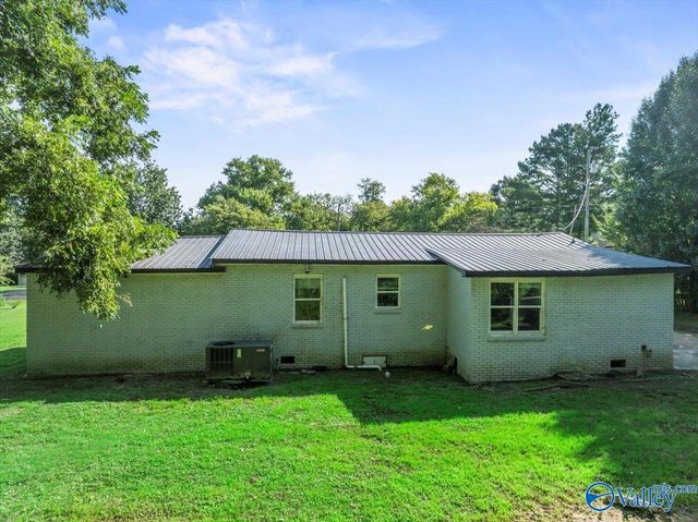 1107 Mcville Road, Boaz, AL 35957