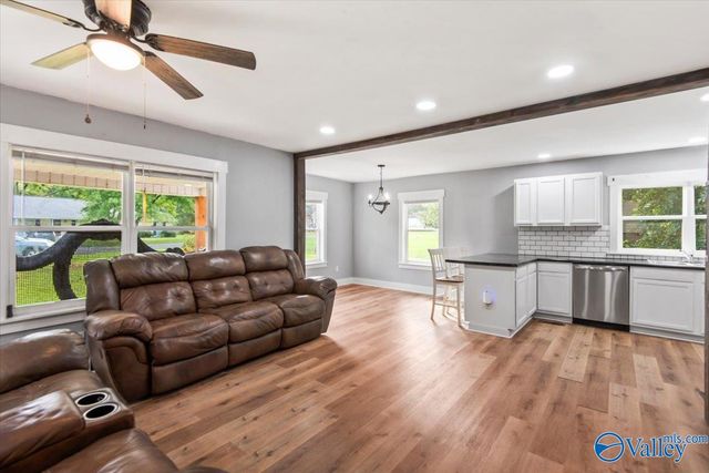 1107 Mcville Road, Boaz, AL 35957