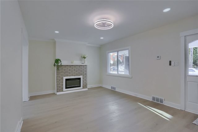 1332 Illinois Ave, Dormont, PA 15216