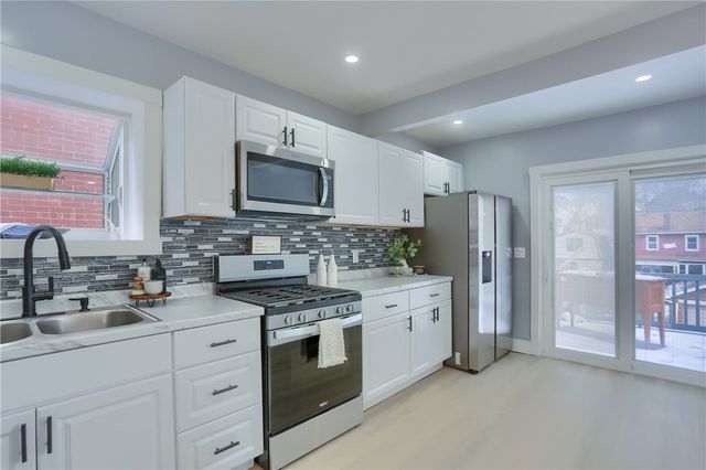 1332 Illinois Ave, Dormont, PA 15216