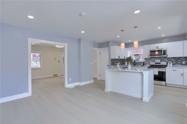 1332 Illinois Ave, Dormont, PA 15216