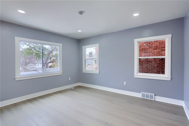 1332 Illinois Ave, Dormont, PA 15216