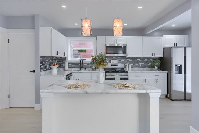 1332 Illinois Ave, Dormont, PA 15216