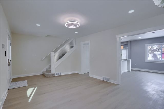 1332 Illinois Ave, Dormont, PA 15216