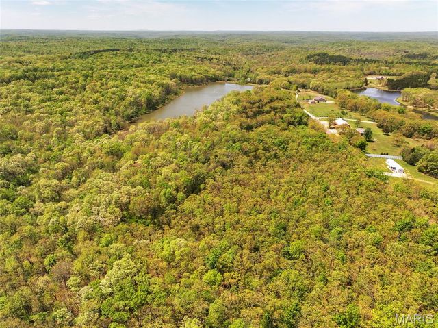2551 Yellow Rock Road, De Soto, MO 63020
