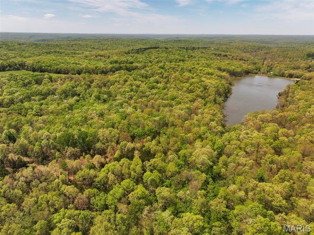 2551 Yellow Rock Road, De Soto, MO 63020