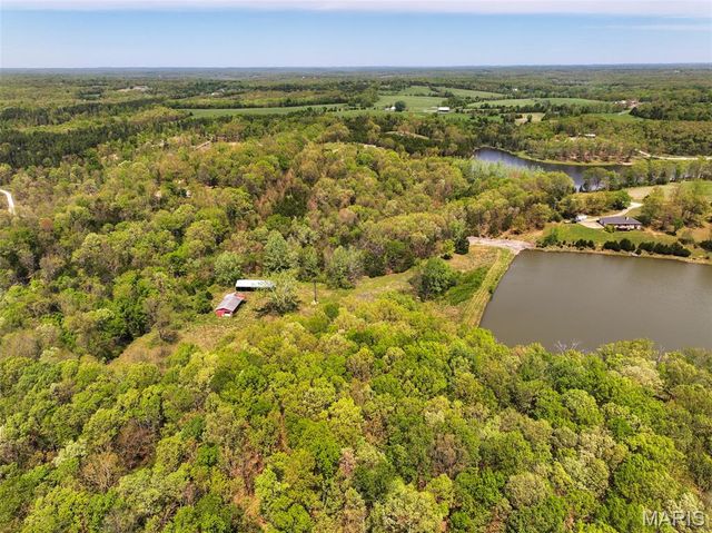 2551 Yellow Rock Road, De Soto, MO 63020