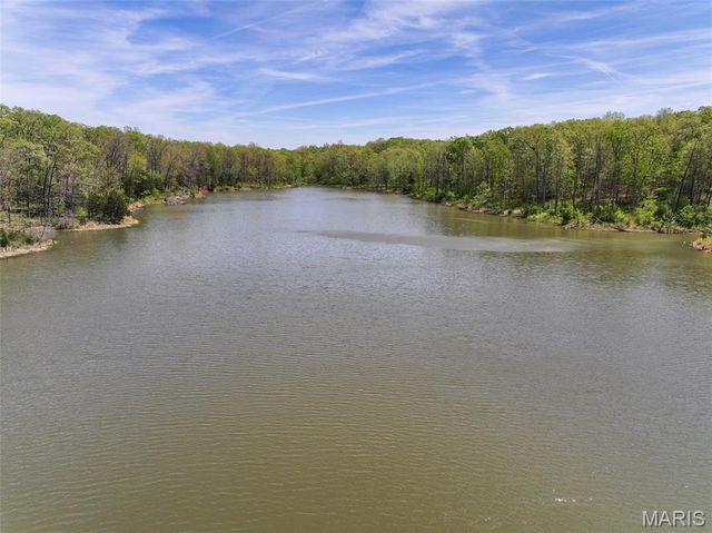 2551 Yellow Rock Road, De Soto, MO 63020