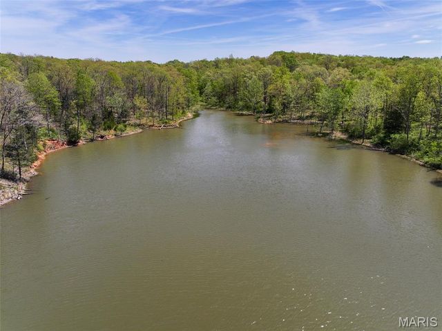 2551 Yellow Rock Road, De Soto, MO 63020