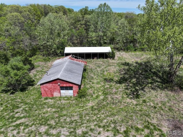 2551 Yellow Rock Road, De Soto, MO 63020