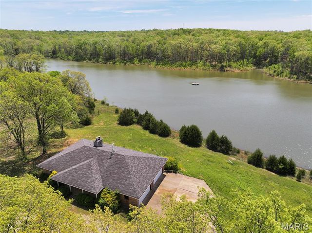 2551 Yellow Rock Road, De Soto, MO 63020
