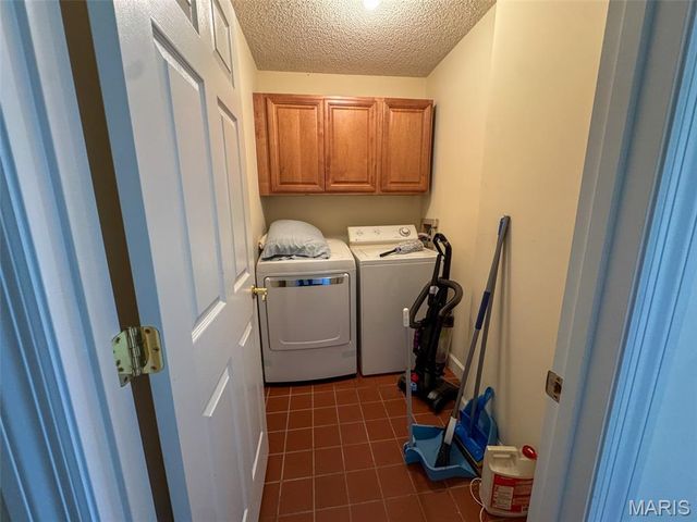 2551 Yellow Rock Road, De Soto, MO 63020
