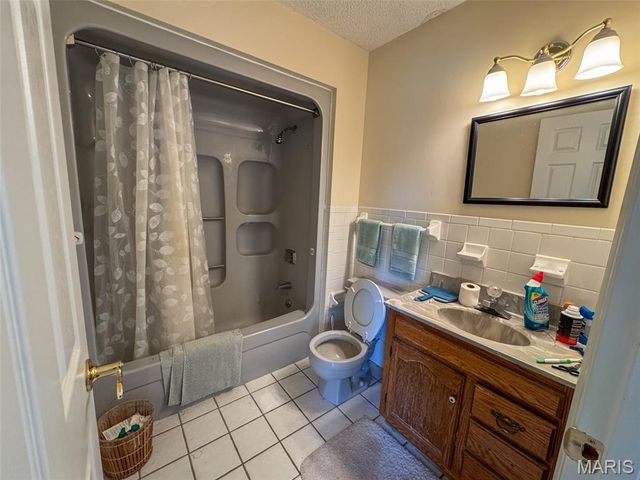 2551 Yellow Rock Road, De Soto, MO 63020