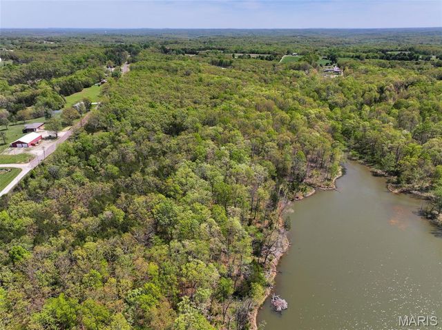 2551 Yellow Rock Road, De Soto, MO 63020