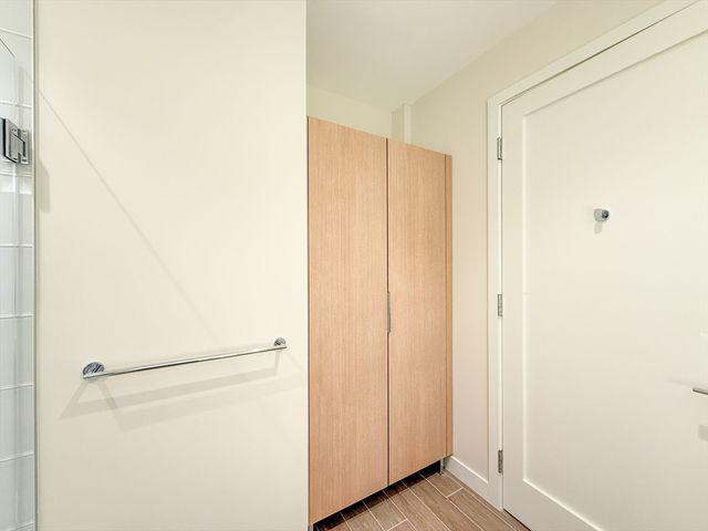 188 Brookline Ave 20G, Boston, MA 02215