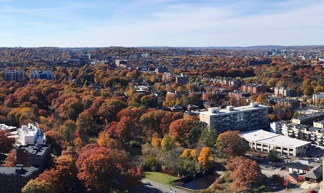 188 Brookline Ave 20G, Boston, MA 02215