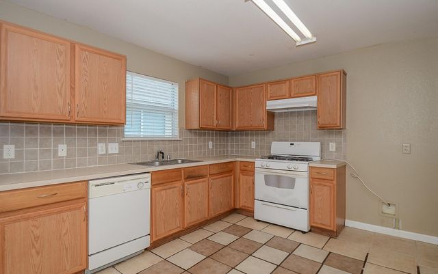 11711 Wainscot Court, Houston, TX 77038