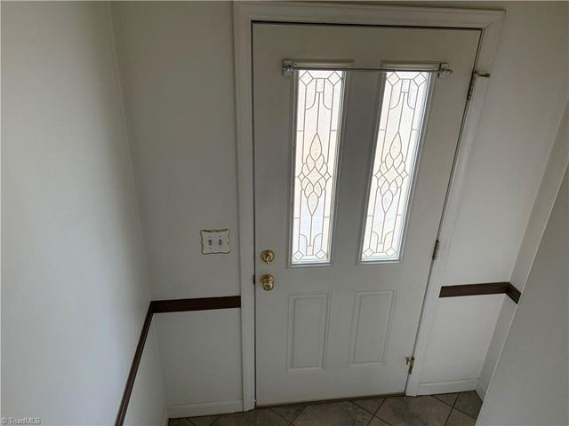 138 Highland Avenue, Mount Airy, NC 27030