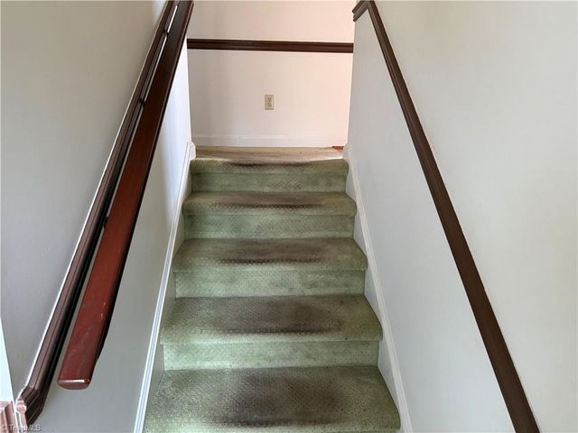 138 Highland Avenue, Mount Airy, NC 27030