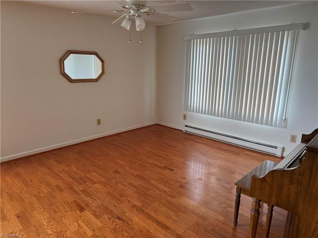 138 Highland Avenue, Mount Airy, NC 27030