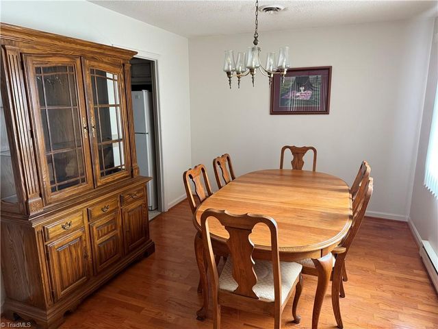 138 Highland Avenue, Mount Airy, NC 27030