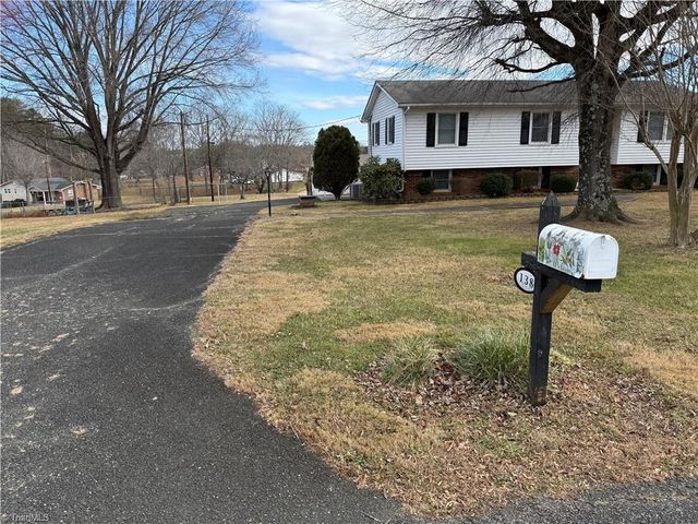 138 Highland Avenue, Mount Airy, NC 27030
