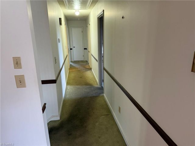 138 Highland Avenue, Mount Airy, NC 27030