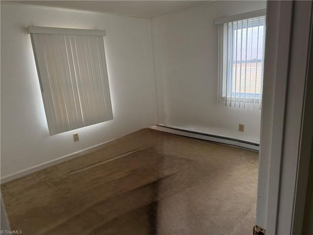 138 Highland Avenue, Mount Airy, NC 27030