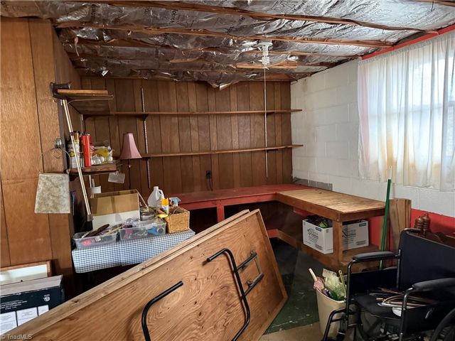 138 Highland Avenue, Mount Airy, NC 27030